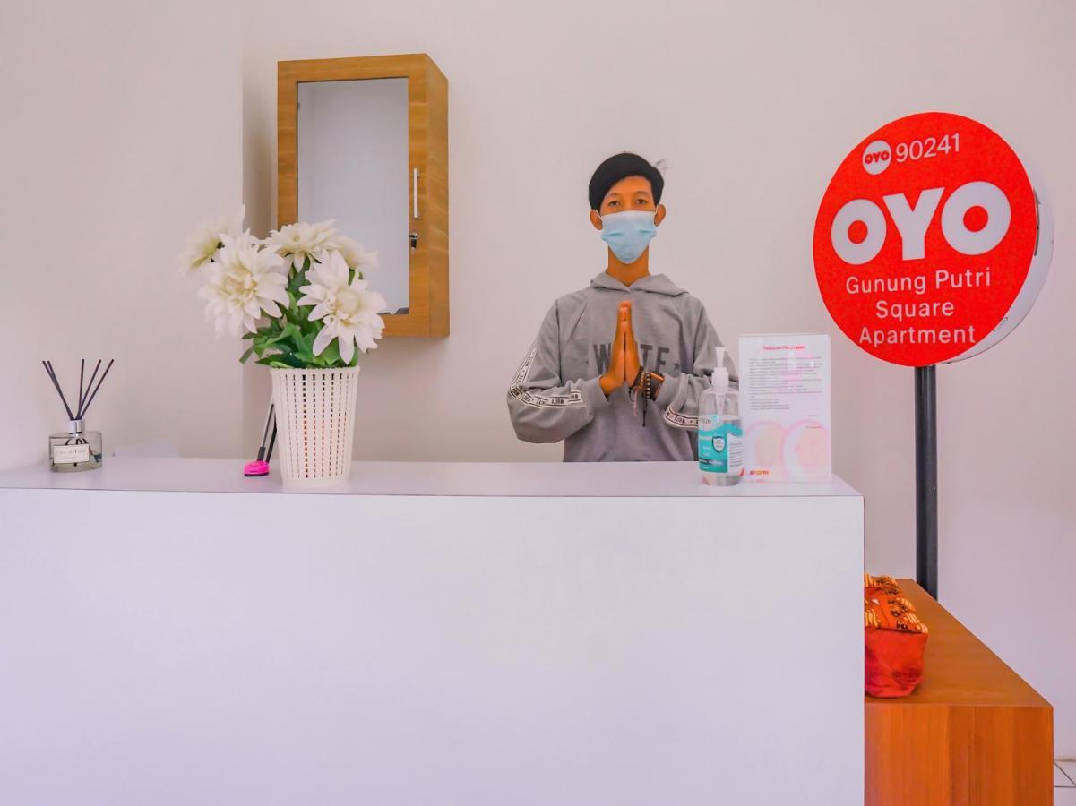 Oyo 90241 Sirooms Apartmen Gunung Putri Bogor Kültér fotó
