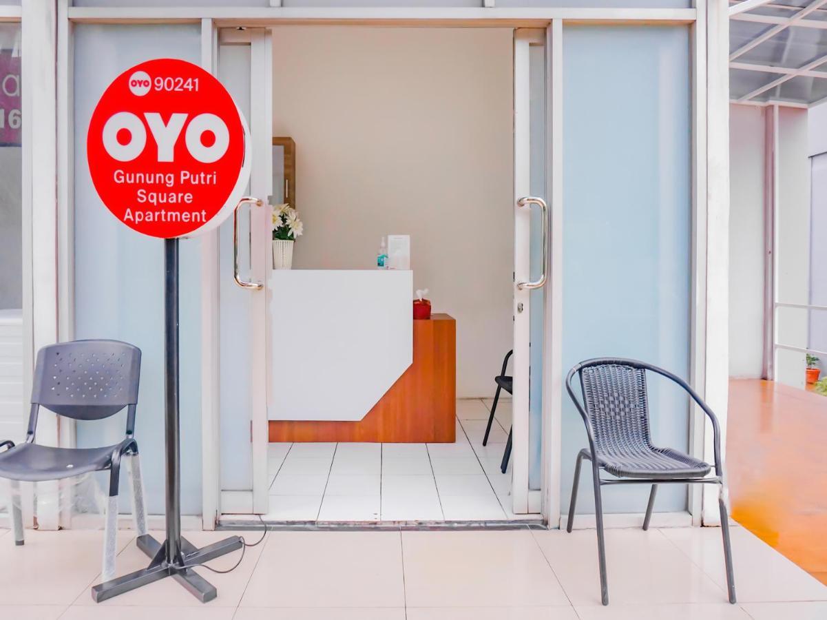 Oyo 90241 Sirooms Apartmen Gunung Putri Bogor Kültér fotó