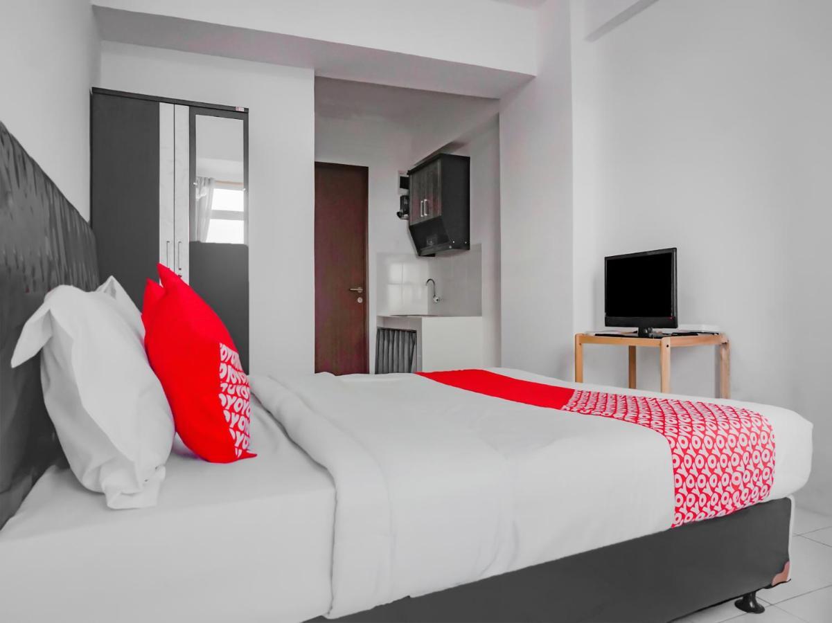 Oyo 90241 Sirooms Apartmen Gunung Putri Bogor Kültér fotó